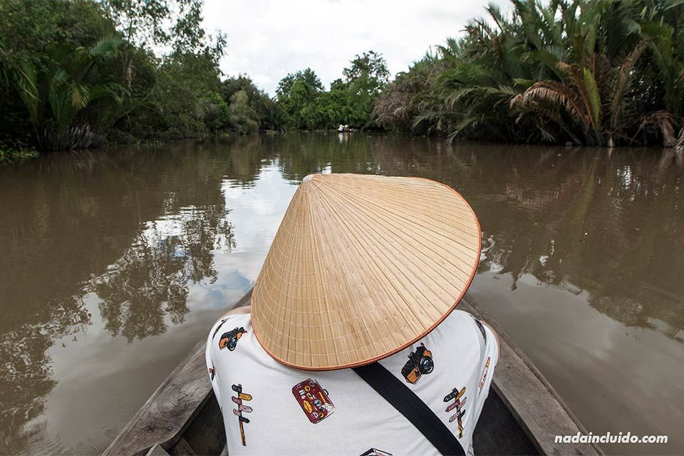 Paseando en barca por el Delta del Mekong (Vietnam)