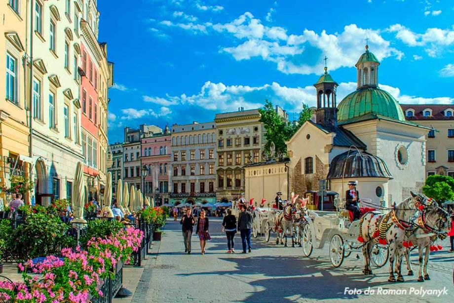 Cracovia - Viaje fotográfico a Polonia - Foto de Roman Polyanyk obtenida de Pixabay