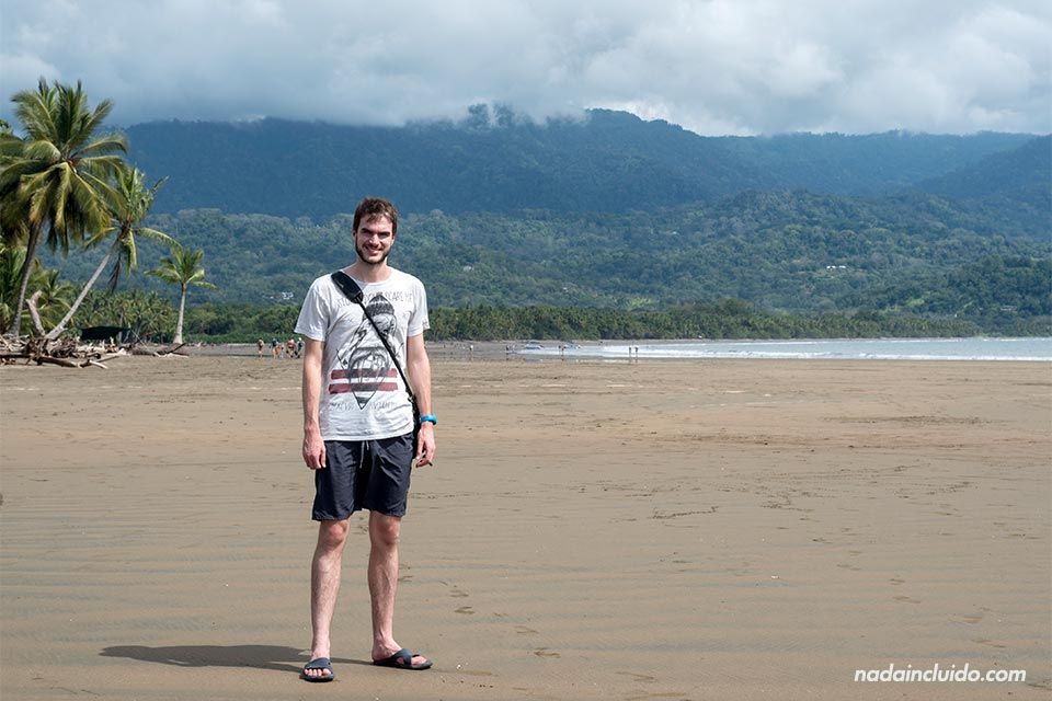 Paseando por playa Uvita, en el Parque Nacional Marino Ballena (Costa Rica)