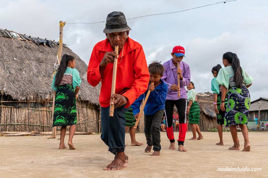Noga Koppe en isla Tigre (Digir dubbu) - Danza tradicional guna (Panamá)