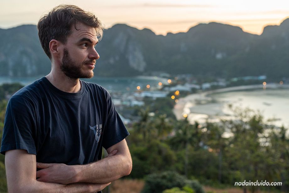 En el mirador de Koh Phi Phi (Tailandia)