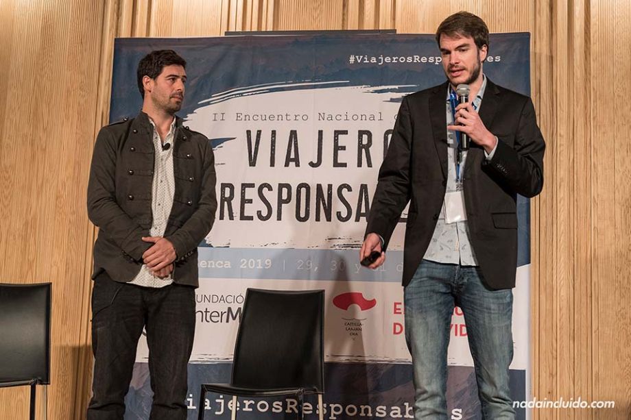 Hablando de Labasuranodalikes en el II Encuentro de Viajeros Responsables organizado en Cuenca (España)