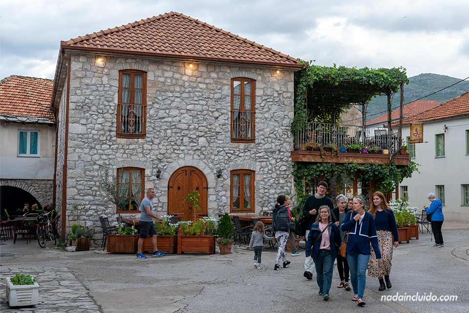 Restaurante RAS en el casco antiguo (Stari Grad) de Trebinje (Bosnia y Herzegovina)