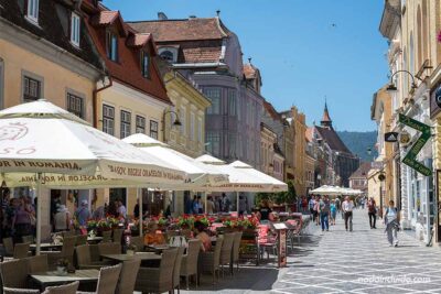 Calle de la República (Strada Republicii) en Brasov (Rumanía)