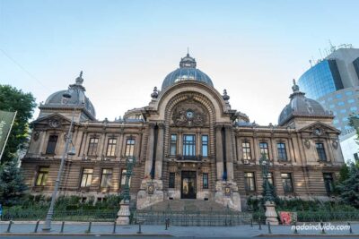 Palatul CEC - Qué ver en Bucarest (Rumanía)