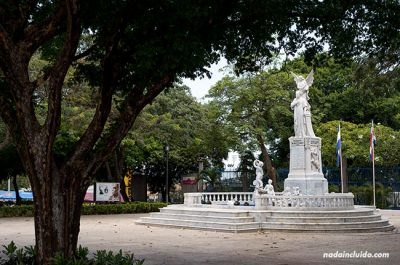 Monumento a Ruben Darío en Managua, capital de Nicaragua