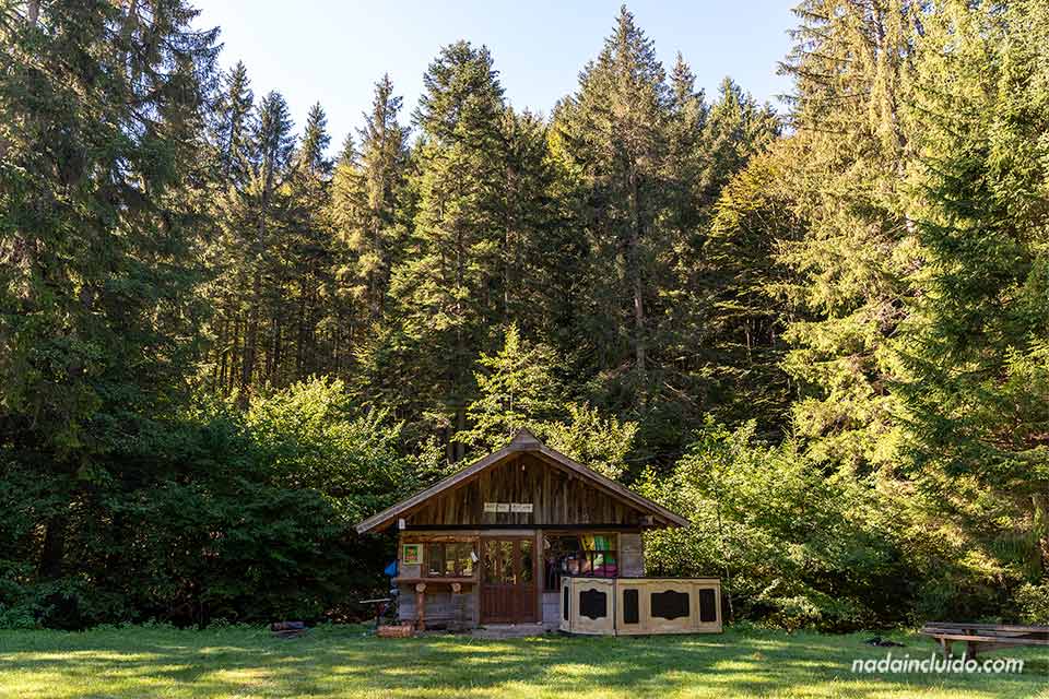 Zona de camping en la Eco Zone Zelenkovac (Bosnia y Herzegovina)