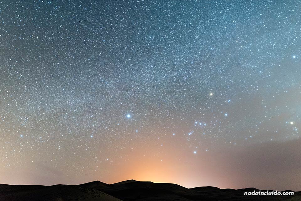 Noche en el desierto del Sáhara (Marruecos)