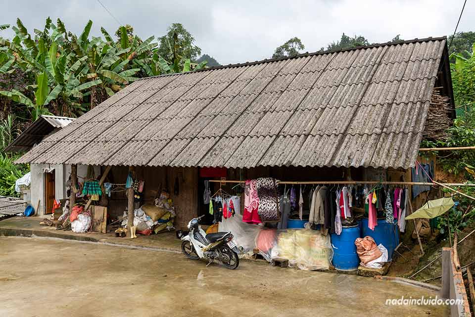 Cabaña en Ban Pho, un pueblo Hmong - Distrito de Bac Ha (Vietnam)
