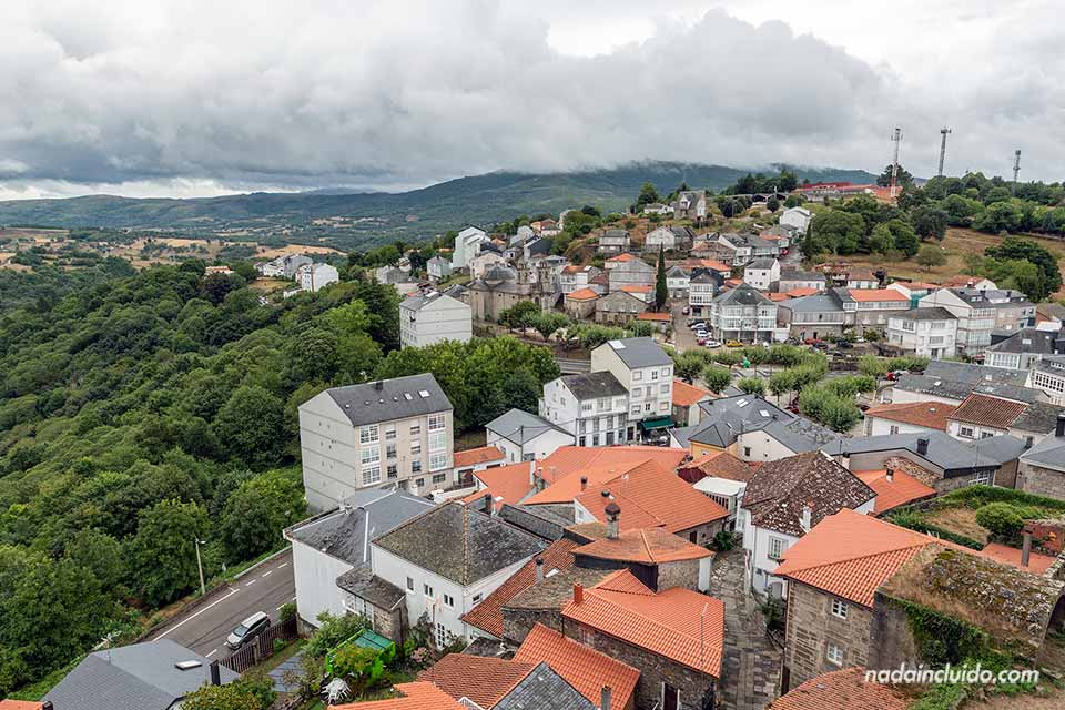 Vistas desde el castillo de Castro Caldelas, Ribeira Sacra (Galicia)