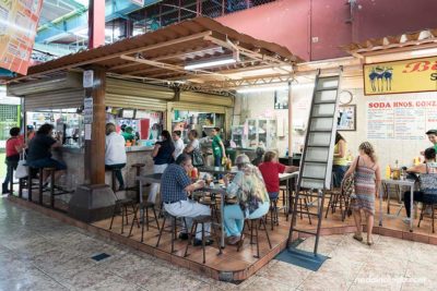 Soda de los Hermanos González en el mercado cenral de Alajuela (Costa Rica)
