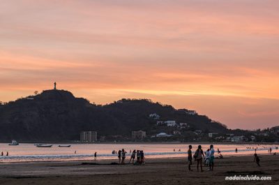 Atardece en las playas de San Juan del Sur (Nicaragua)