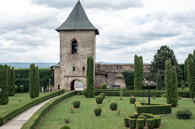 Puerta de entrada al Manastirea Cetatuia (Monasterio Ciudadela) de Iasi (Rumanía)