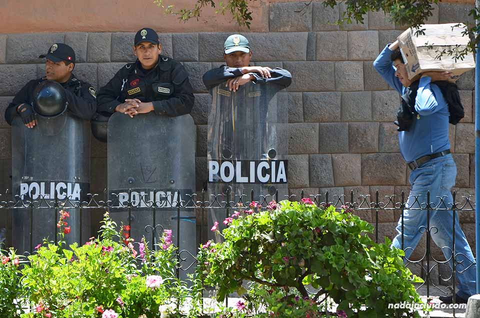 Cuzco, huelga, policía