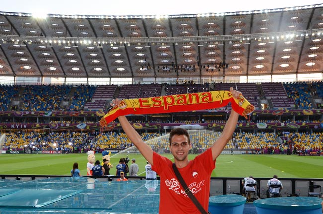 Aficionado español en estadio olímpico de Kiev el día de la final del Eurocopa 2012 (Ucrania)