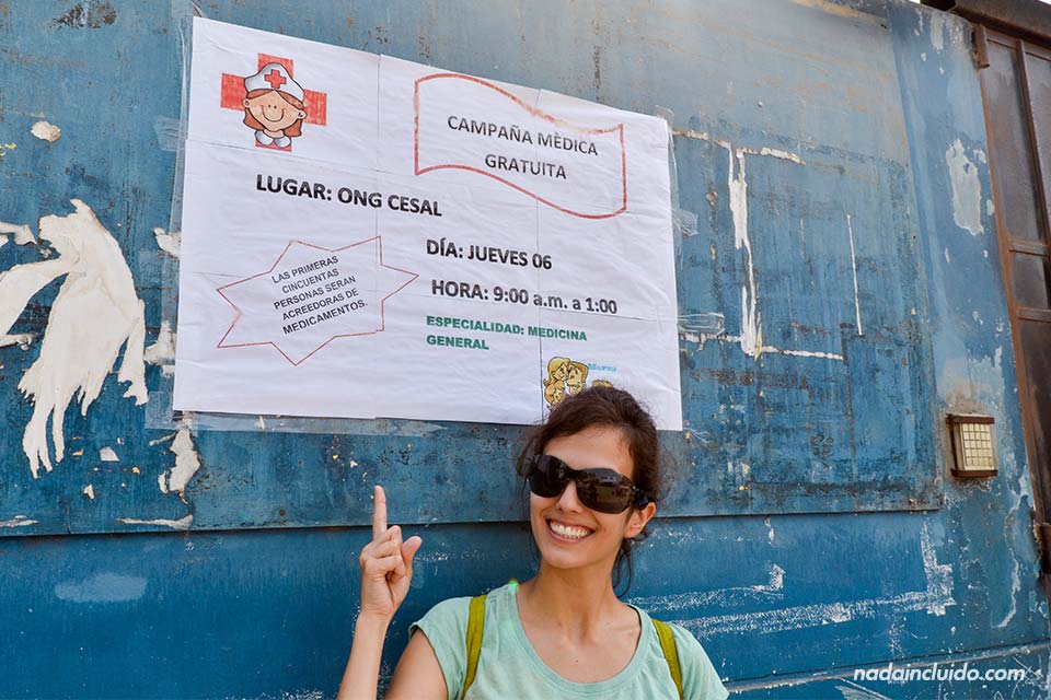 Lima,-Huachipa,-Cesal,-cartel-campaña-médica-(L)